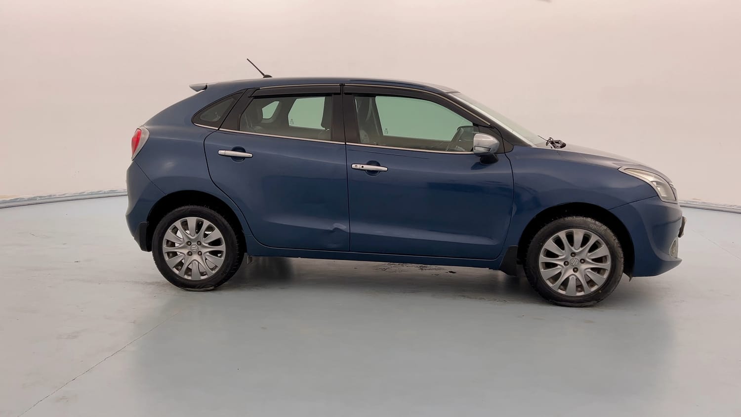 Used 2017 Maruti Suzuki Baleno Alpha 1.2 Petrol Manual exterior RIGHT SIDE VIEW