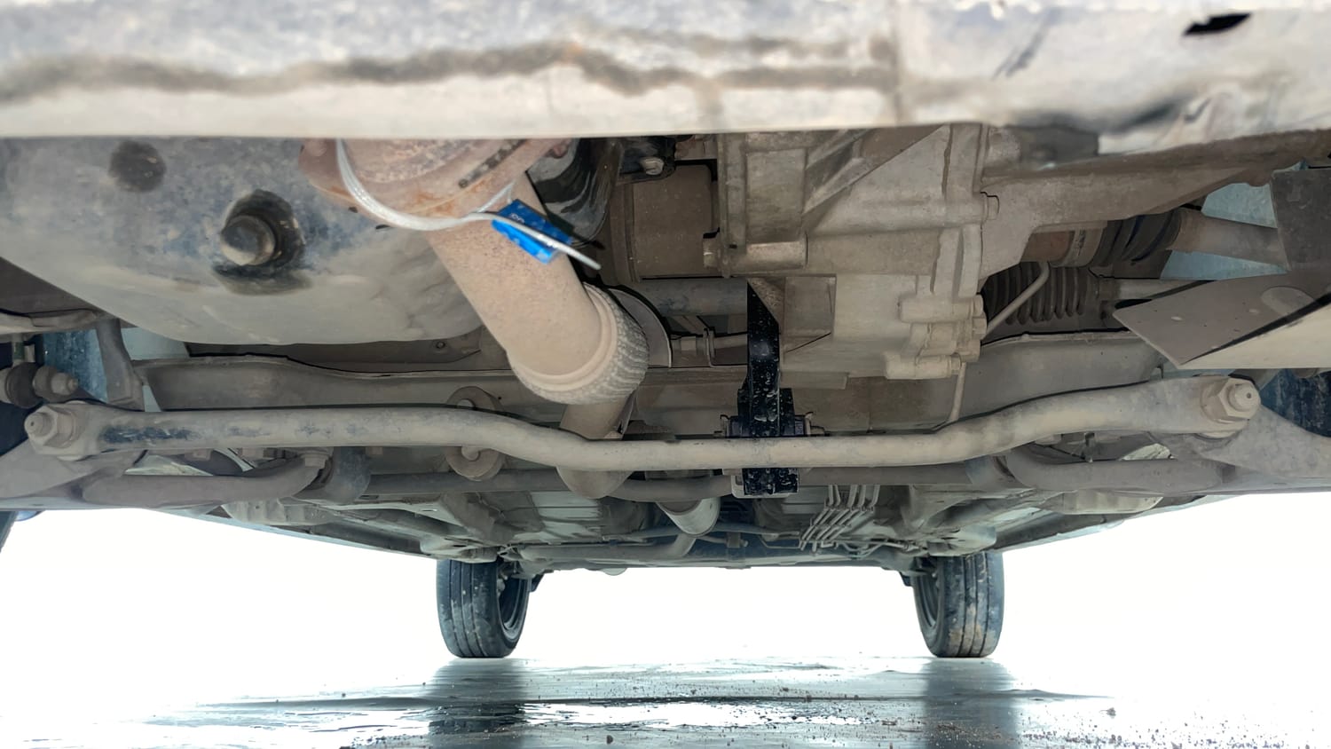 Used 2022 Tata Tiago Revotron XZ Plus Cng (outside fitted) Cng Manual extra FRONT LEFT UNDERBODY VIEW