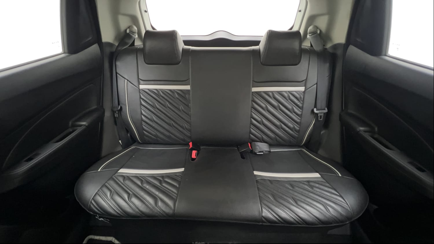 Used 2019 Maruti Suzuki Swift VXi AMT Petrol Automatic interior REAR SEAT CONDITION VIEW