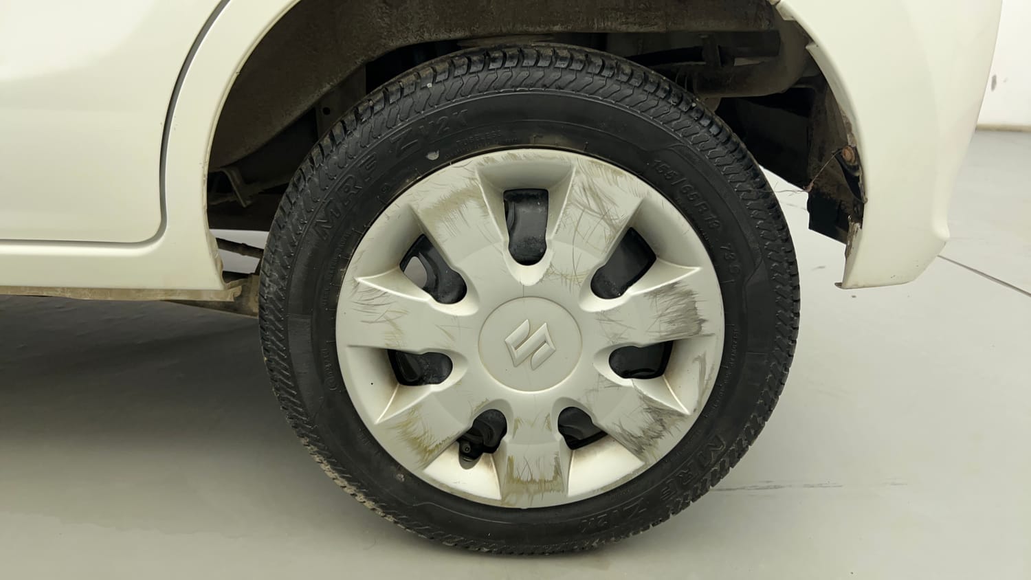 Used 2018 Maruti Suzuki Alto K10 LXi Petrol Manual tyres LEFT REAR TYRE RIM VIEW