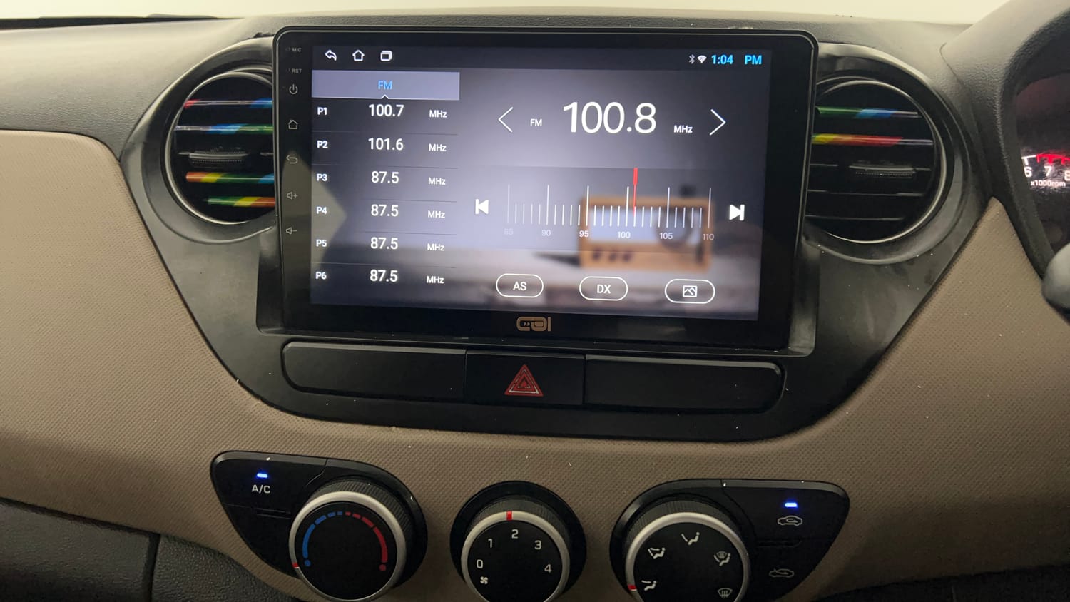 Used 2017 Hyundai Grand i10 Magna 1.2 Kappa VTVT Petrol Manual top_features Integrated (in-dash) music system