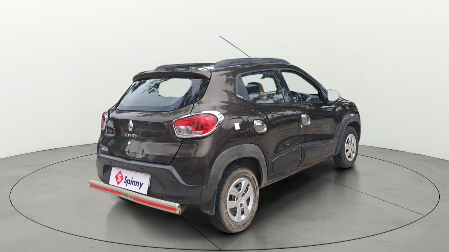 Used 2017 Renault Kwid 1.0 RXT Petrol Manual exterior RIGHT REAR CORNER VIEW