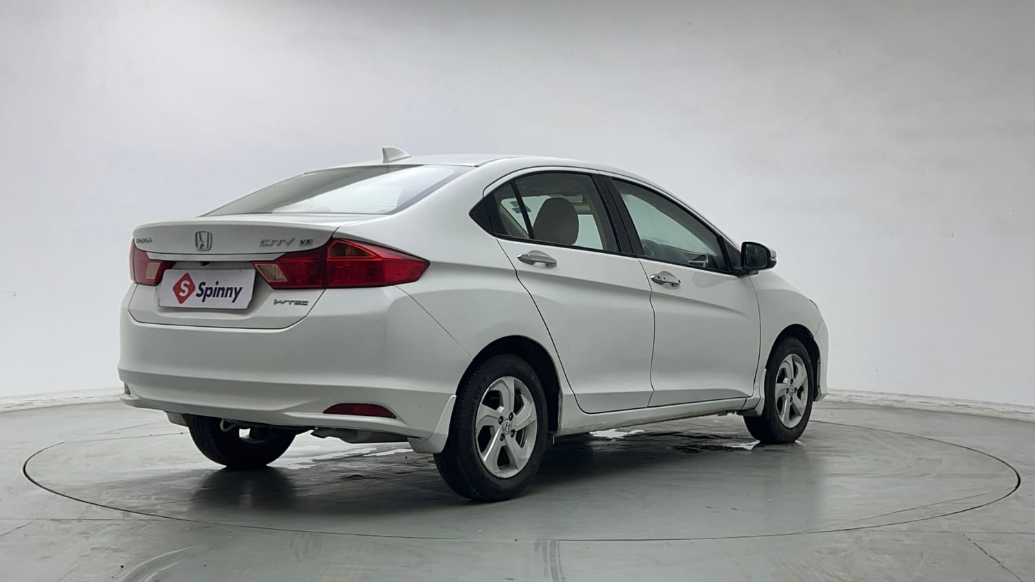 Used 2015 Honda City VX CVT Petrol Automatic exterior RIGHT REAR CORNER VIEW