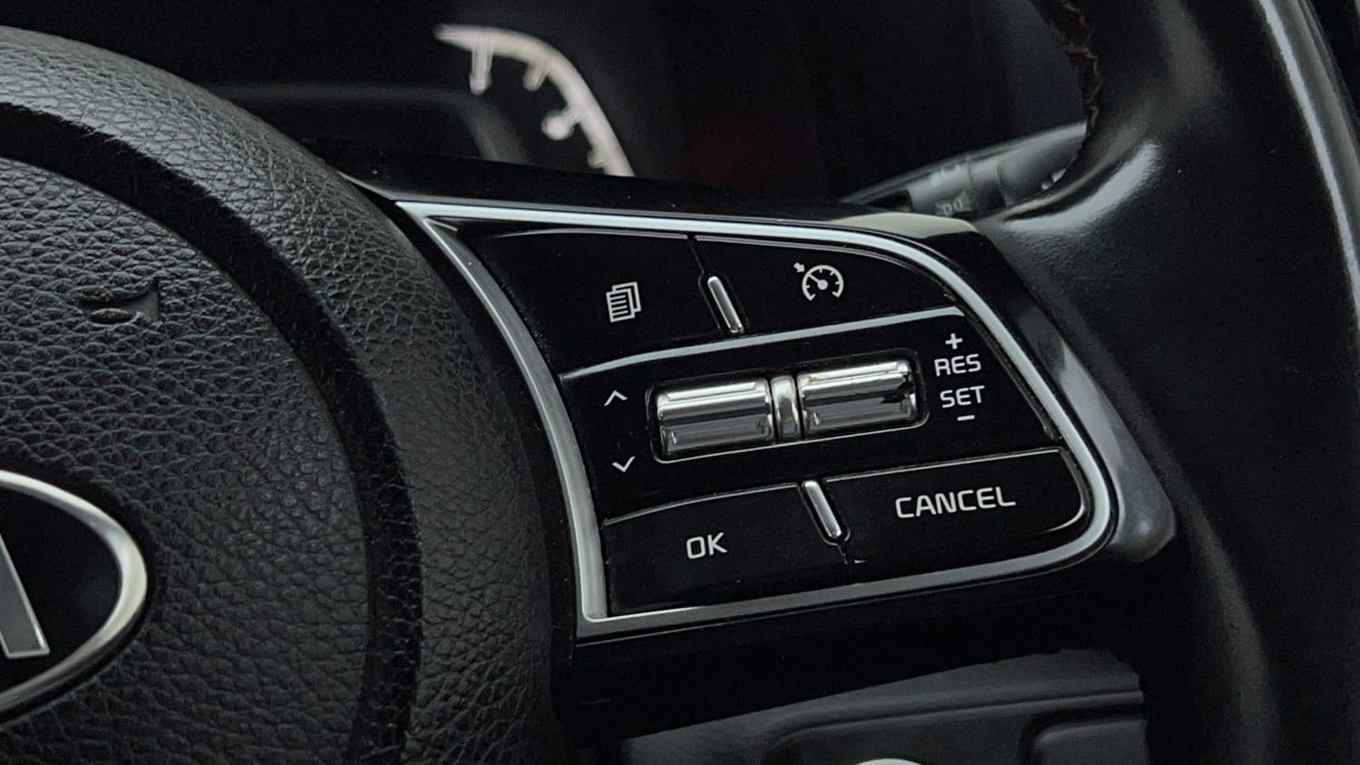 Used 2021 Kia Sonet GTX Plus 1.5 AT Diesel Automatic top_features Cruise control