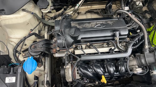 Used 2015 Hyundai Elite i20 Sportz 1.2 (O) Petrol Manual engine ENGINE RIGHT SIDE VIEW