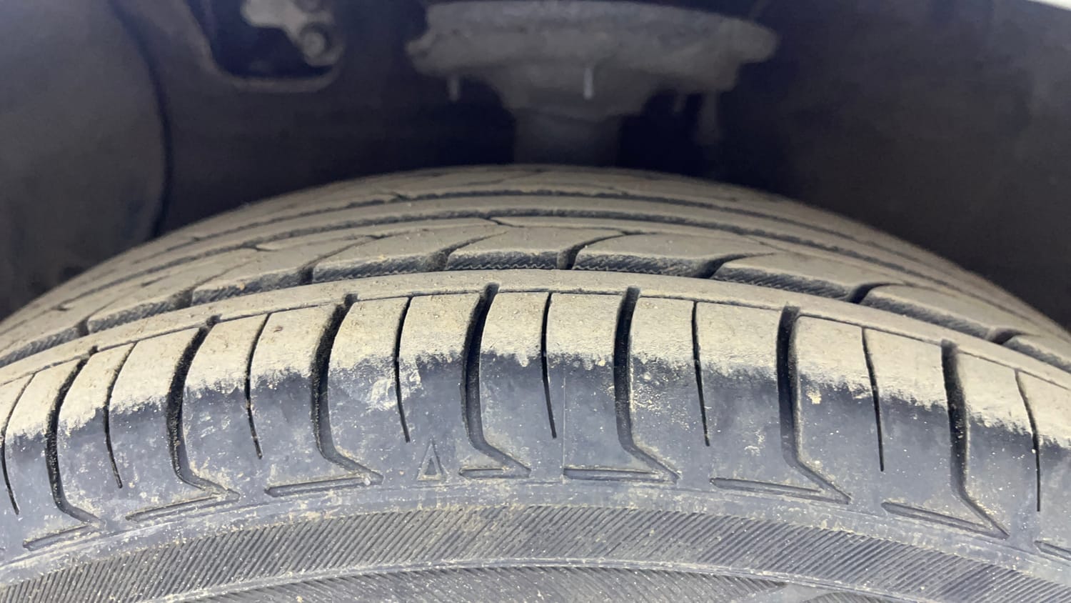 Used 2015 Hyundai Xcent S 1.2 (O) Petrol Manual tyres LEFT FRONT TYRE TREAD VIEW