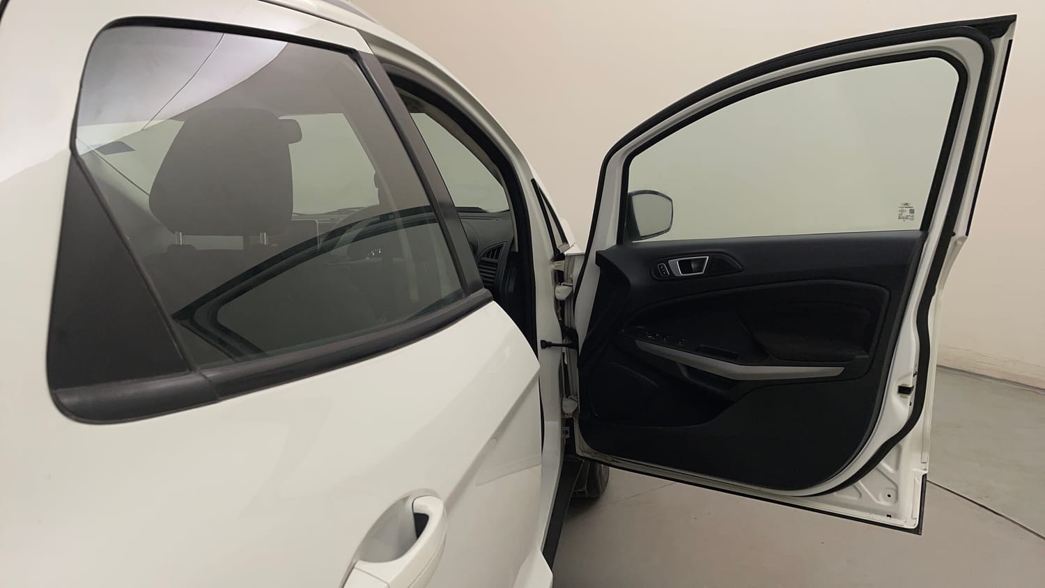 Used 2018 Ford EcoSport Titanium 1.5L Ti-VCT Petrol Manual interior RIGHT FRONT DOOR OPEN VIEW