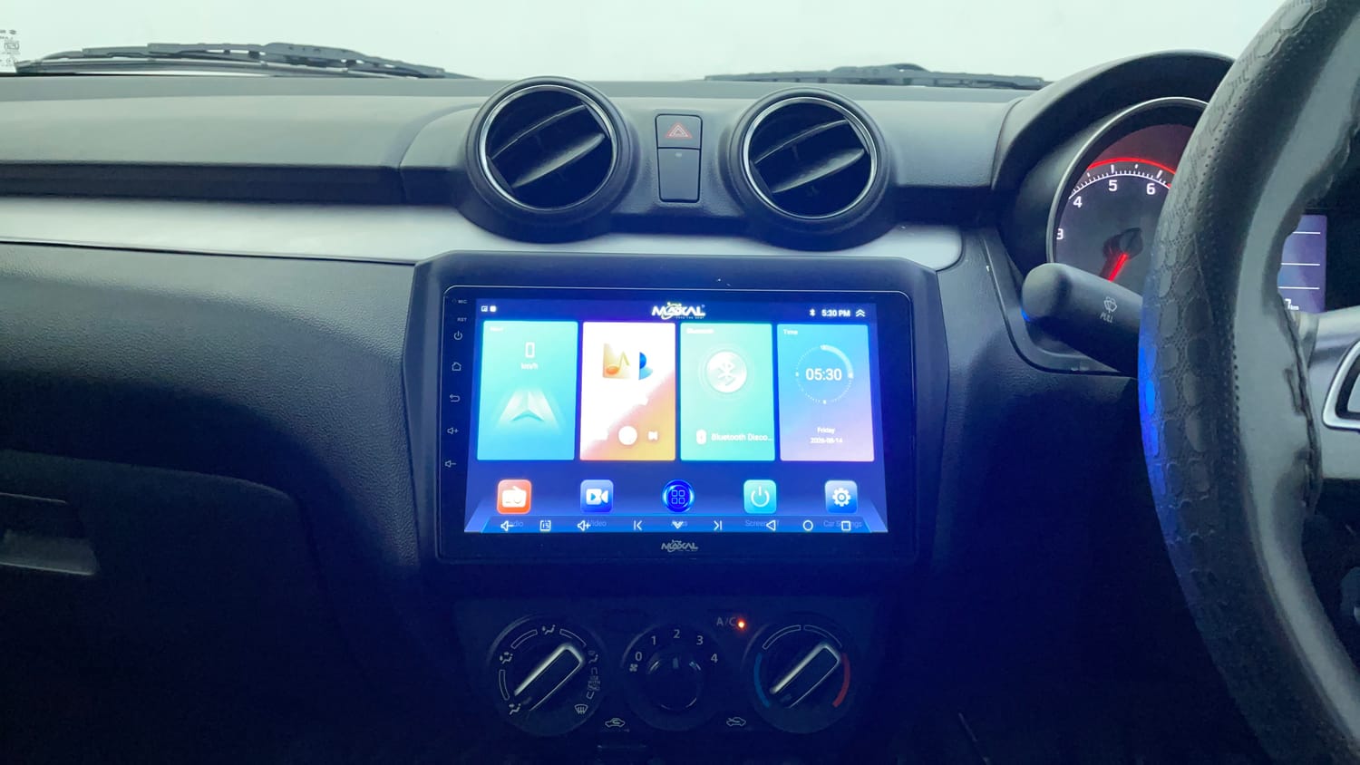 Used 2022 Maruti Suzuki Swift VXi Petrol Manual interior MUSIC SYSTEM & AC CONTROL VIEW
