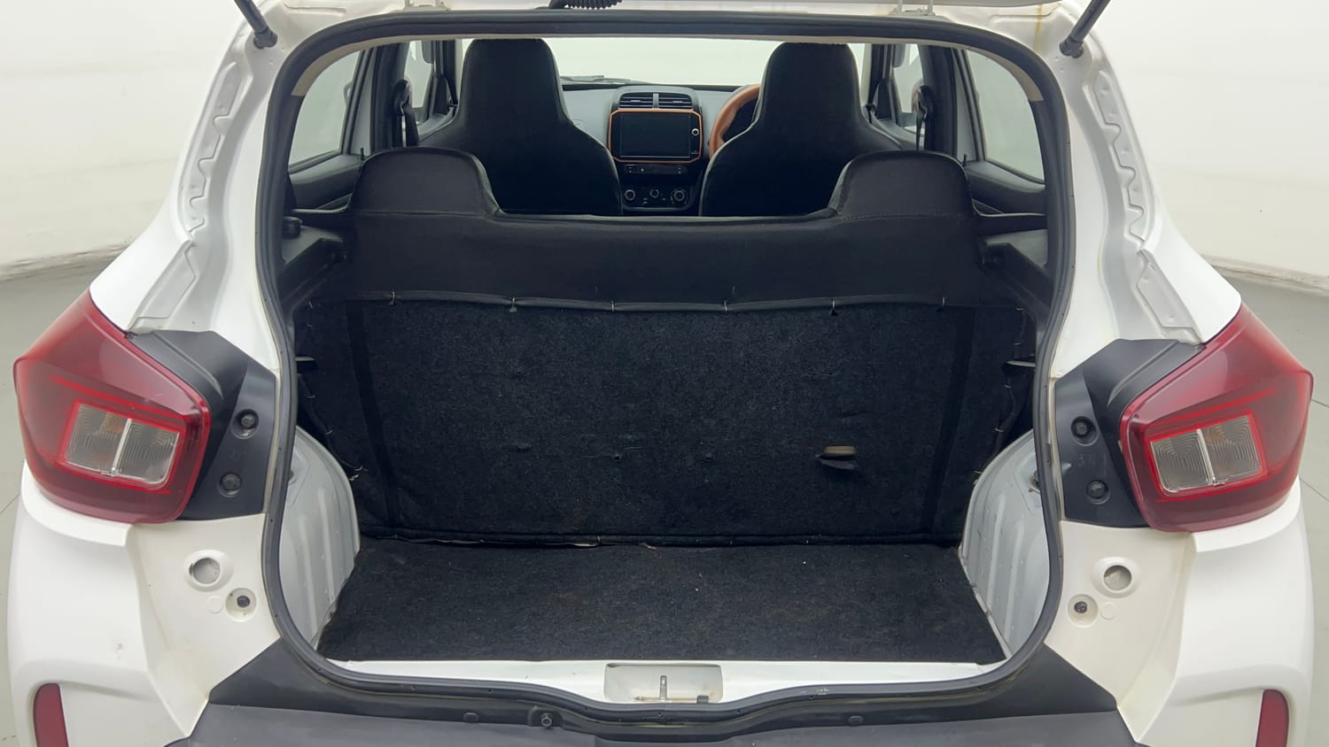 Used 2020 Renault Kwid CLIMBER 1.0 AMT Opt Petrol Automatic interior DICKY INSIDE VIEW