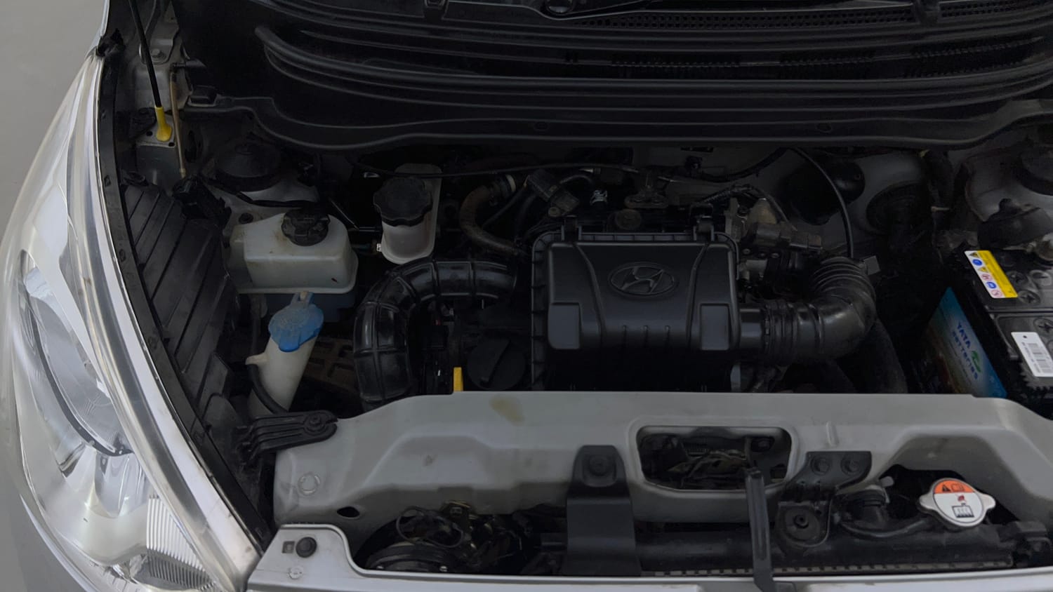 Used 2016 Hyundai Eon Era + Petrol Manual engine ENGINE RIGHT SIDE VIEW