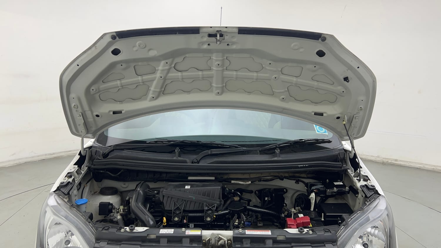 Used 2024 Maruti Suzuki Wagon R VXI 1.0 Petrol Manual engine ENGINE & BONNET OPEN FRONT VIEW