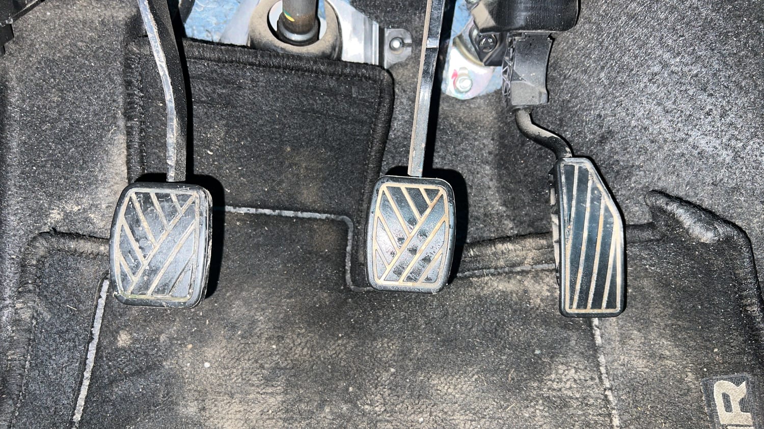 Used 2024 Maruti Suzuki Wagon R VXI 1.0 Petrol Manual interior PEDALS VIEW