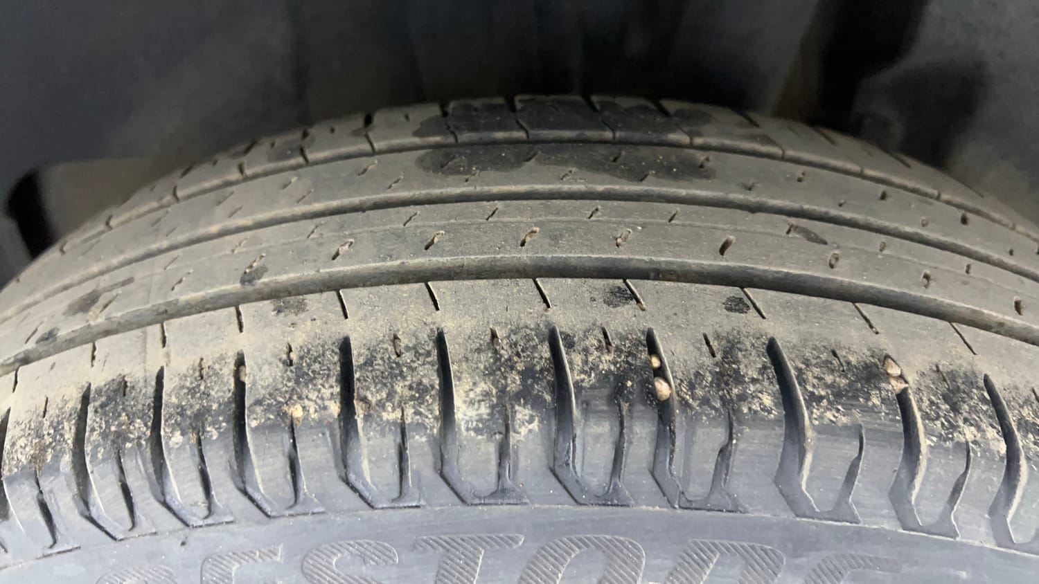 Used 2024 Maruti Suzuki Swift VXi Petrol Manual tyres LEFT REAR TYRE TREAD VIEW