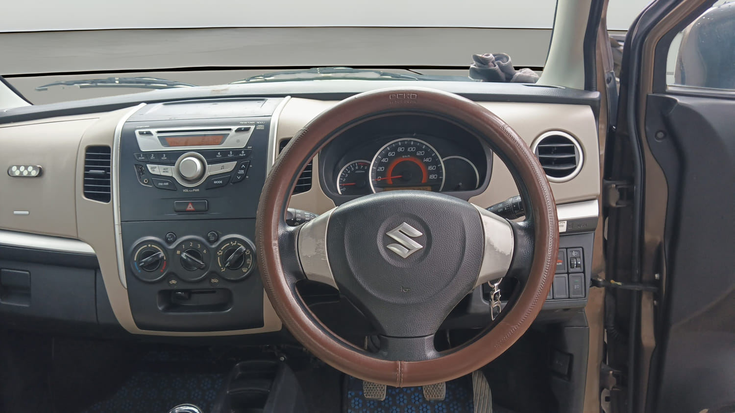 Used 2016 Maruti Suzuki Wagon R VXI Petrol Manual interior STEERING VIEW