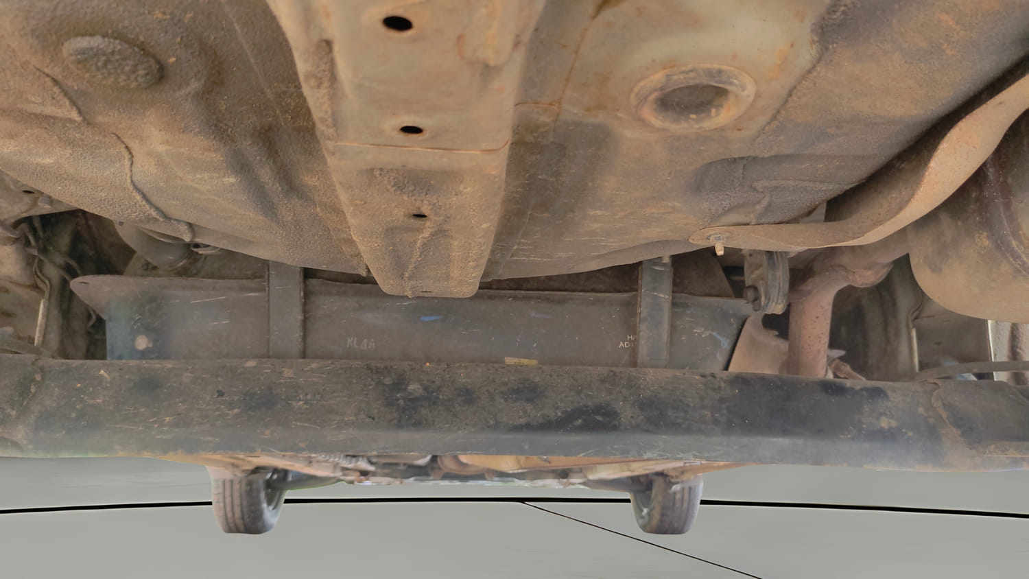 Used 2016 Hyundai Grand i10 Sportz 1.2 Kappa VTVT Petrol Manual extra REAR UNDERBODY VIEW (TAKEN FROM REAR)
