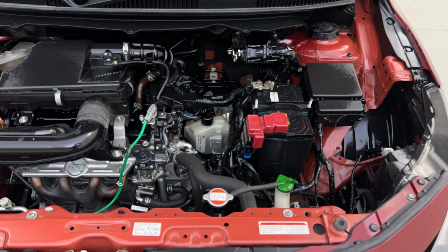 Used 2022 Maruti Suzuki Baleno Alpha AGS Petrol Automatic engine ENGINE LEFT SIDE VIEW