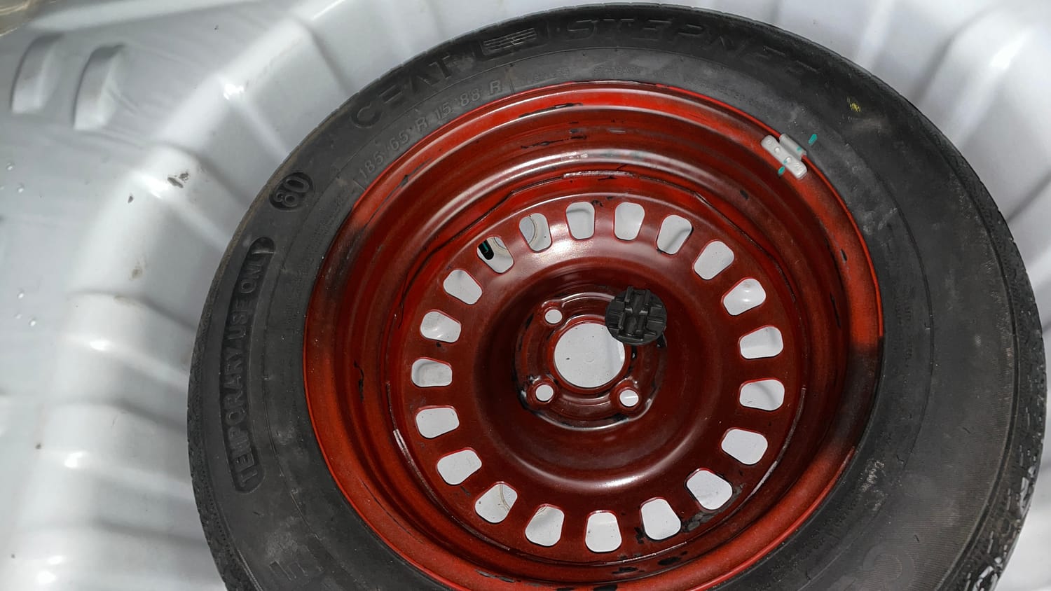 Used 2021 Renault Kiger RXT (O) MT Petrol Manual tyres SPARE TYRE VIEW