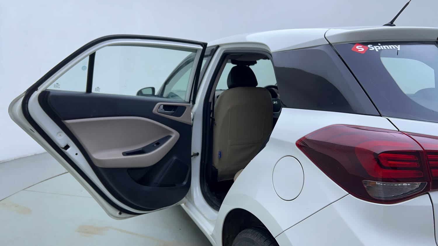Used 2018 Hyundai Elite i20 Magna Executive 1.2 Petrol Manual interior LEFT REAR DOOR OPEN VIEW