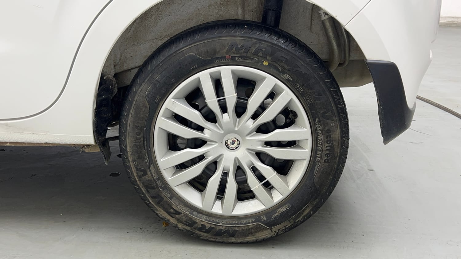 Used 2024 Maruti Suzuki Wagon R VXI 1.0 Petrol Manual tyres LEFT REAR TYRE RIM VIEW