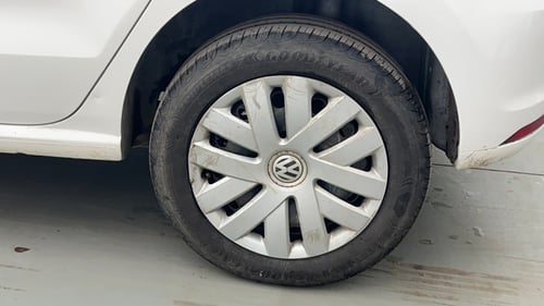Used 2016 Volkswagen Polo Comfortline 1.2L (P) Petrol Manual tyres LEFT REAR TYRE RIM VIEW