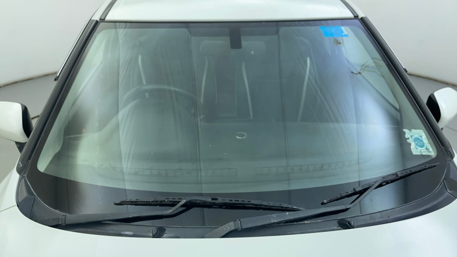 Used 2020 Maruti Suzuki Baleno Zeta Petrol Manual exterior FRONT WINDSHIELD VIEW