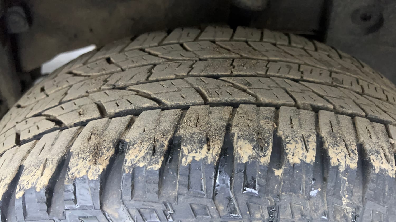 Used 2017 Renault Duster 85 PS RXS 4X2 MT Diesel Diesel Manual tyres LEFT REAR TYRE TREAD VIEW