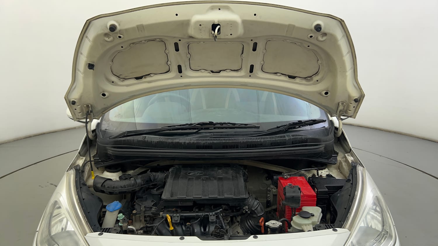 Used 2016 Hyundai Grand i10 Magna AT 1.2 Kappa VTVT Petrol Automatic engine ENGINE & BONNET OPEN FRONT VIEW