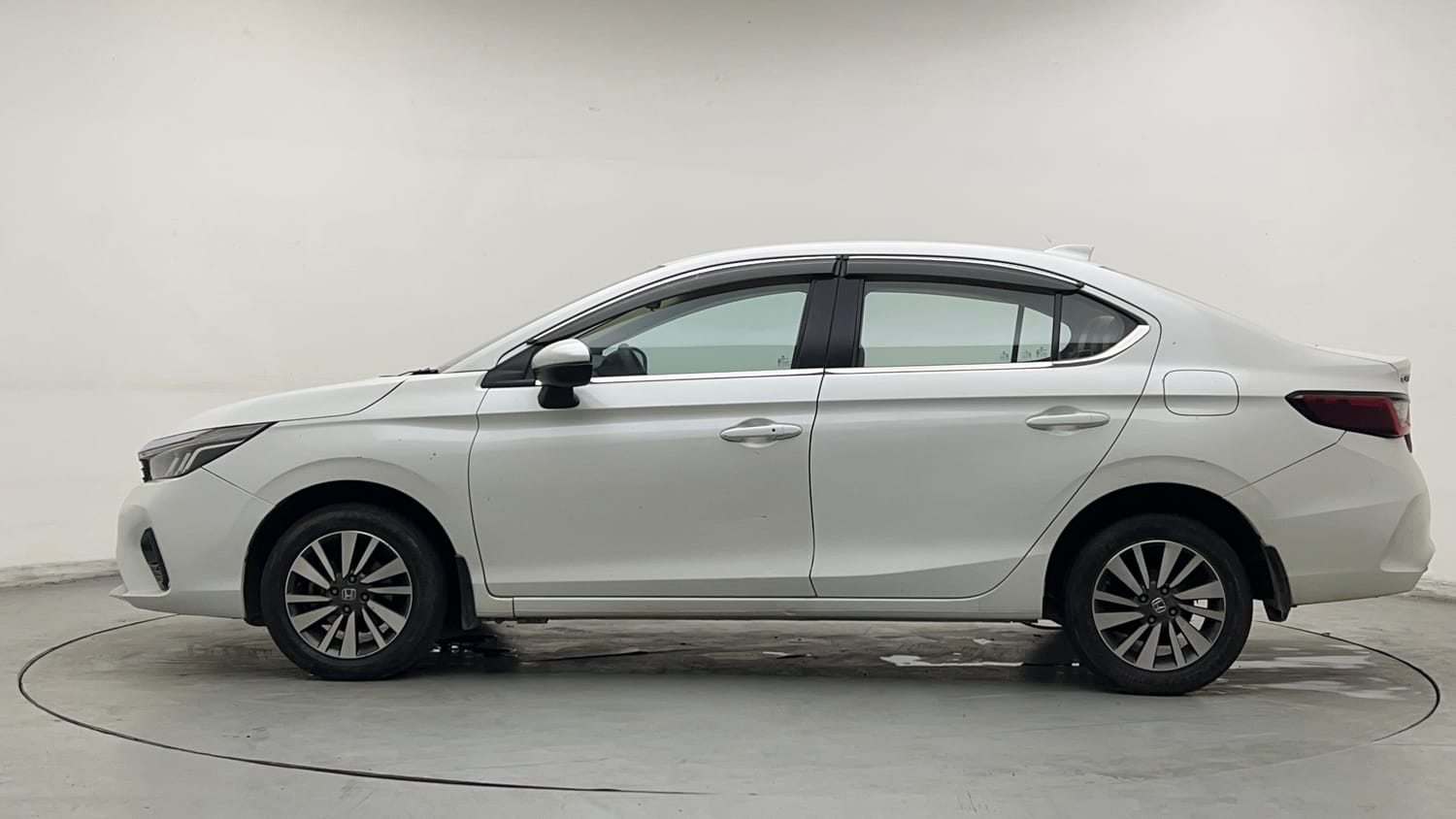 Used 2023 Honda City V Petrol CVT Petrol Automatic exterior LEFT SIDE VIEW