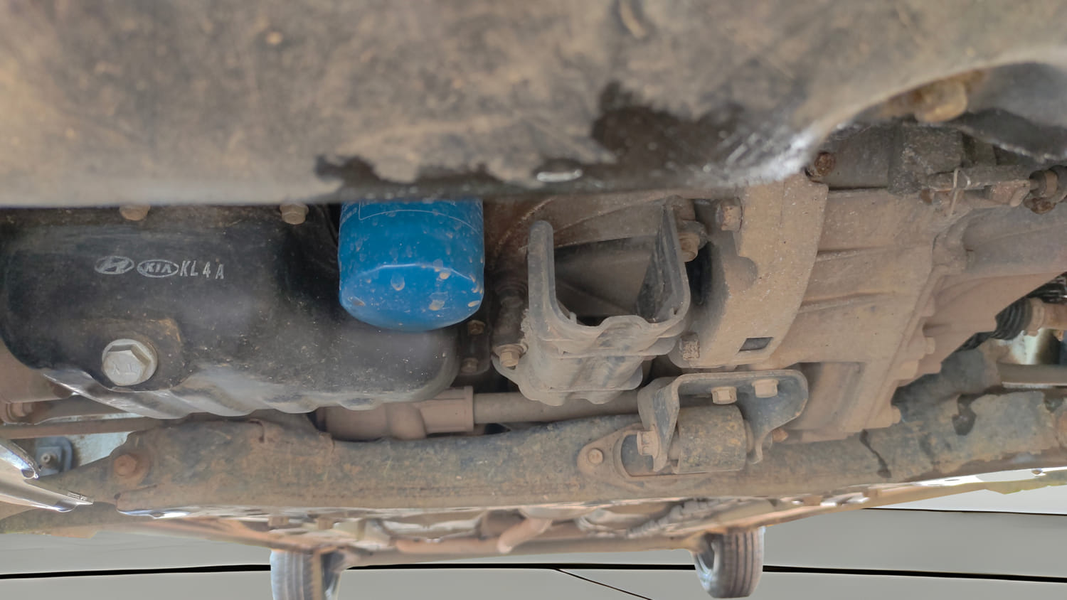 Used 2016 Hyundai Grand i10 Sportz 1.2 Kappa VTVT Petrol Manual extra FRONT LEFT UNDERBODY VIEW