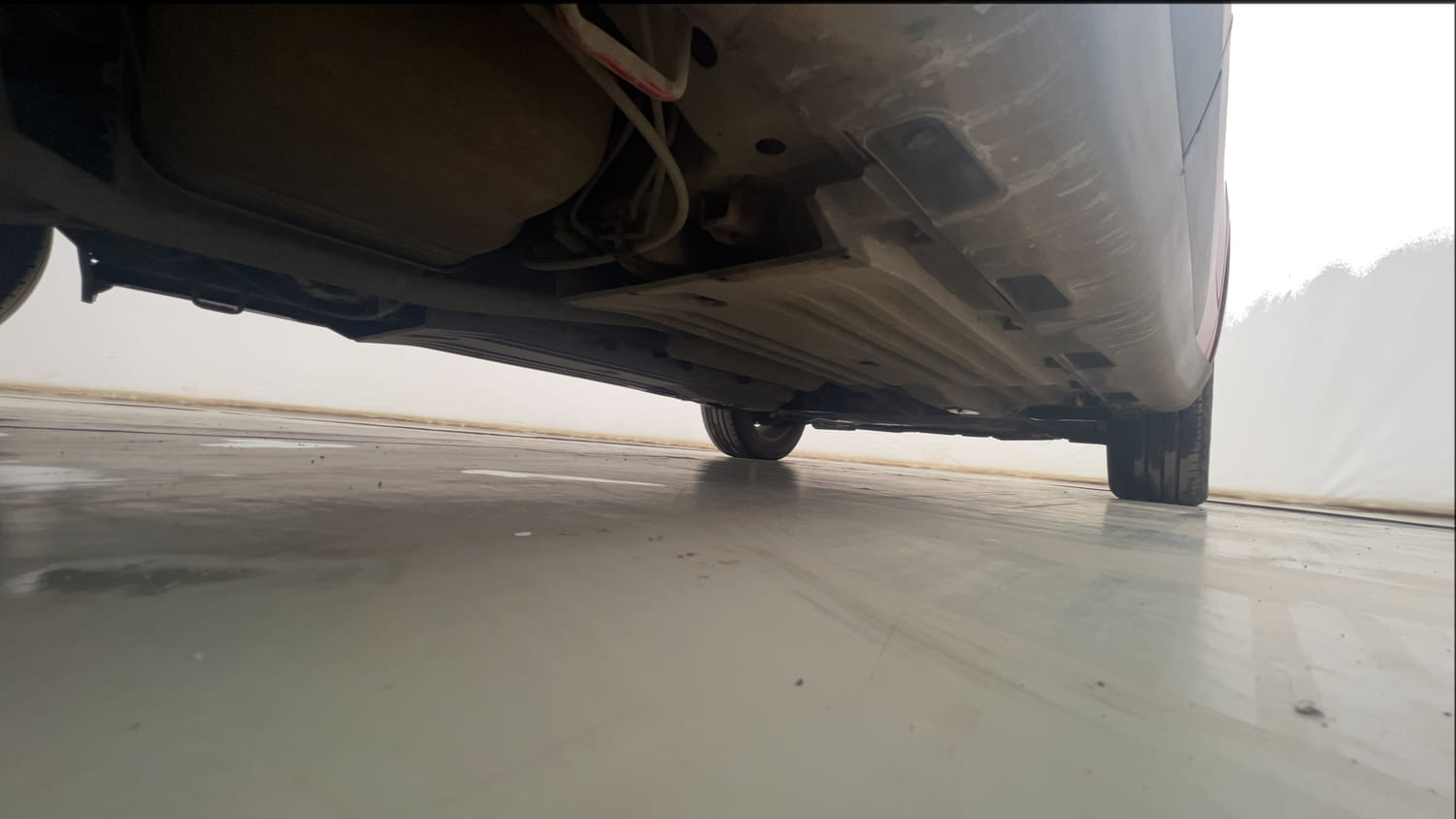 Used 2022 Maruti Suzuki Vitara Brezza [2020-2022] ZXI Plus Dual Tone Petrol Manual extra REAR RIGHT UNDERBODY VIEW