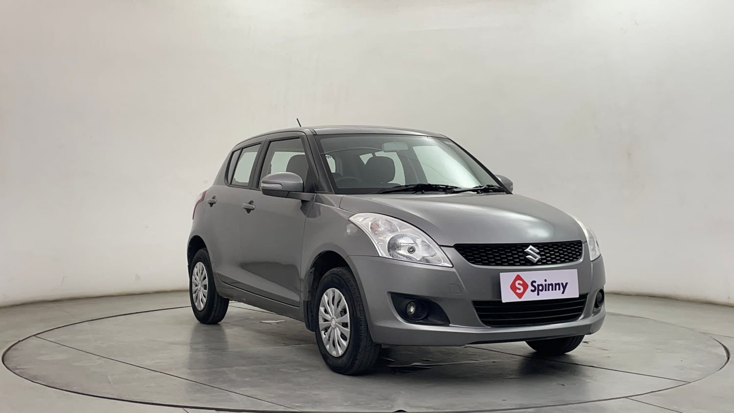 Used 2014 Maruti Suzuki Swift VXi Petrol Manual exterior RIGHT FRONT CORNER VIEW