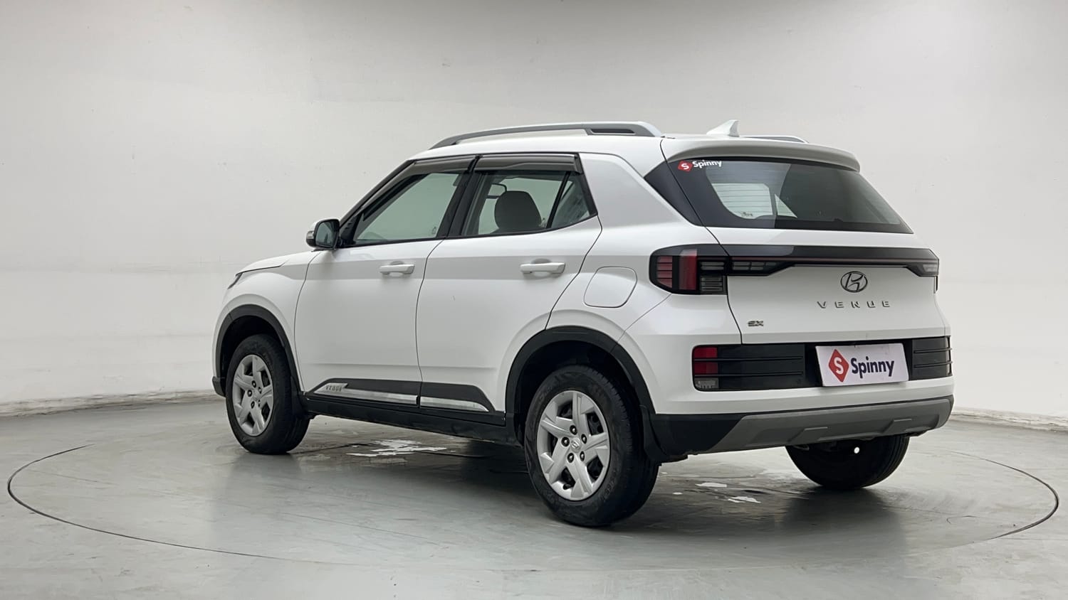 Used 2022 Hyundai Venue SX 1.2 Petrol Petrol Manual exterior LEFT REAR CORNER VIEW