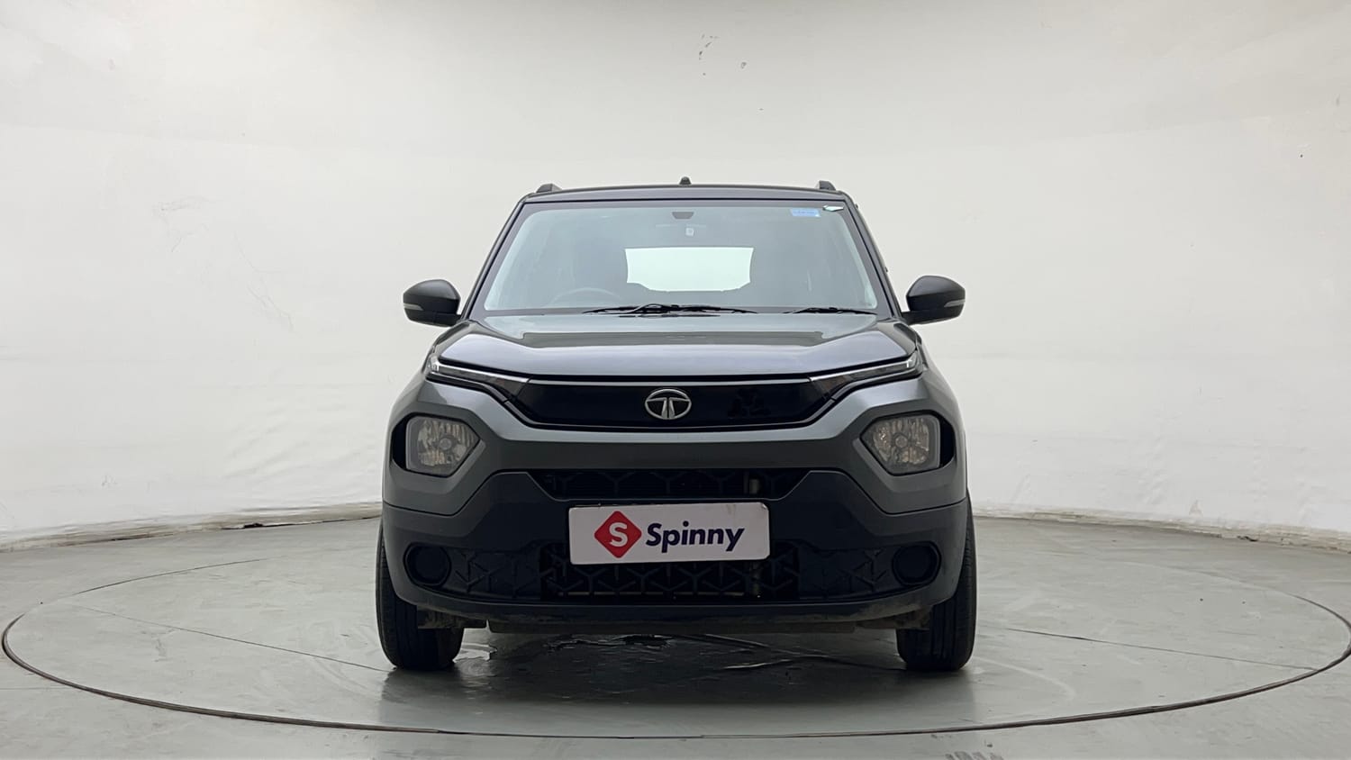 Used 2023 Tata Punch Pure MT Petrol Manual exterior FRONT VIEW