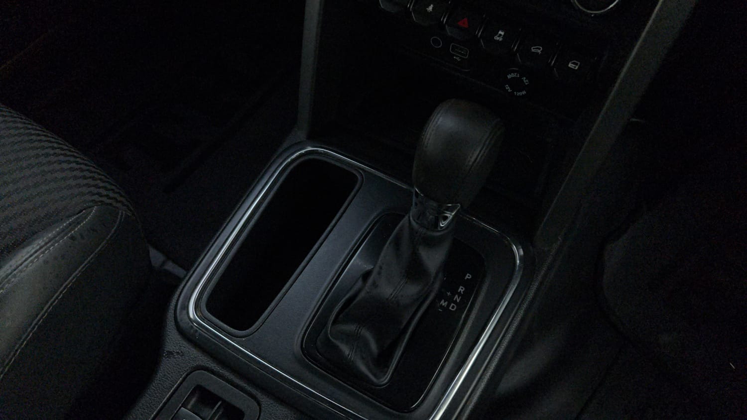 Used 2023 Mahindra Thar LX Hard Top Petrol AT RWD Petrol Automatic interior GEAR  KNOB VIEW