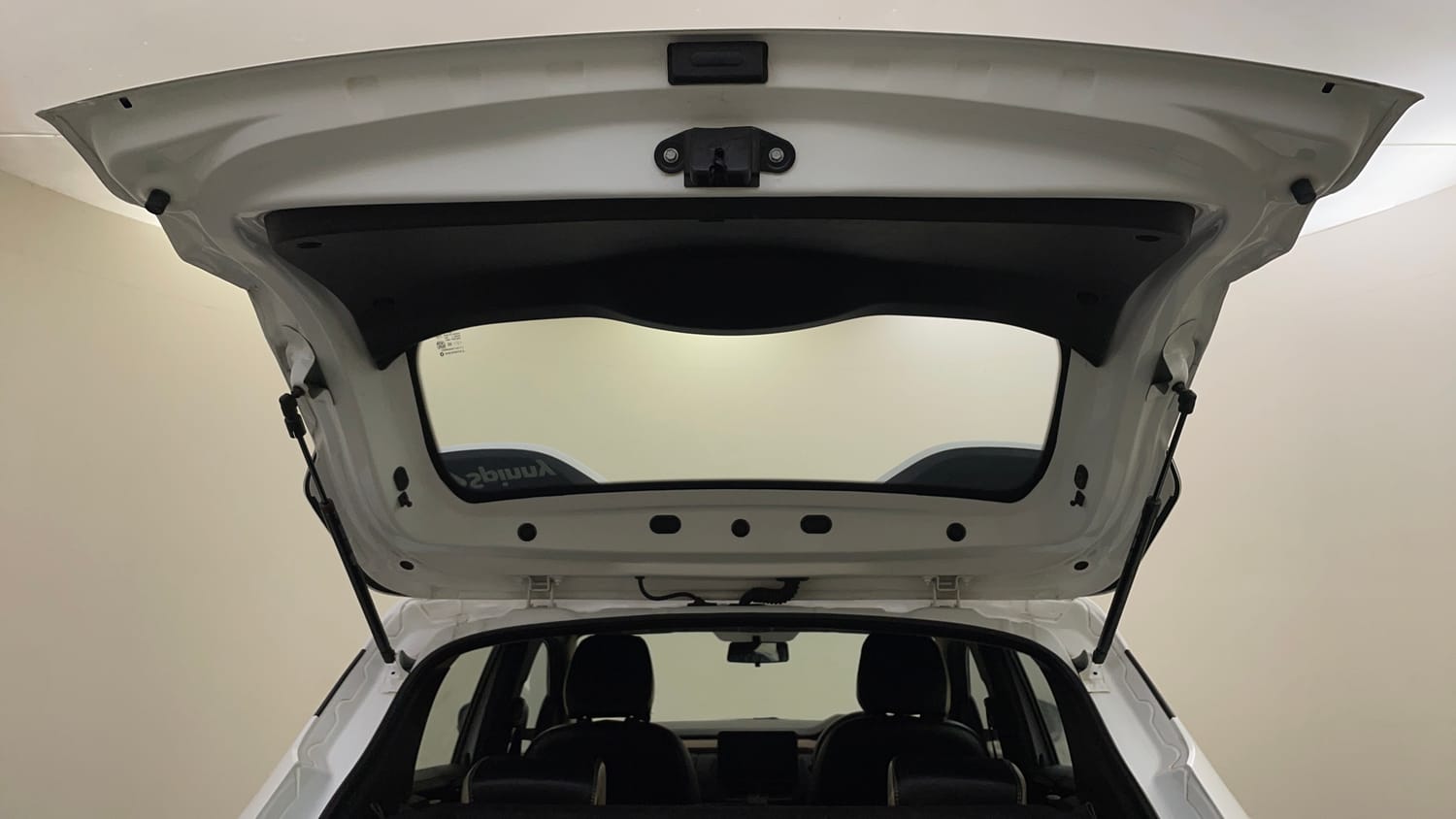 Used 2021 Renault Kiger RXT (O) MT Petrol Manual interior DICKY DOOR OPEN VIEW