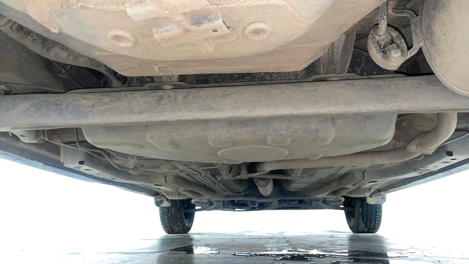 Used 2022 Tata Tiago Revotron XZ Plus Cng (outside fitted) Cng Manual extra REAR UNDERBODY VIEW (TAKEN FROM REAR)