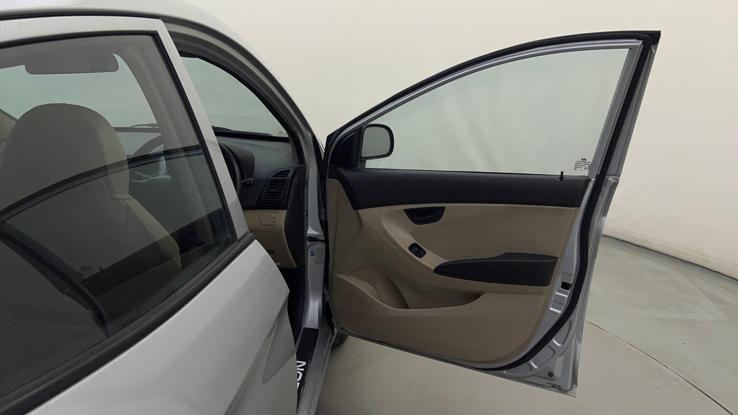 Used 2016 Hyundai Eon Era + Petrol Manual interior RIGHT FRONT DOOR OPEN VIEW