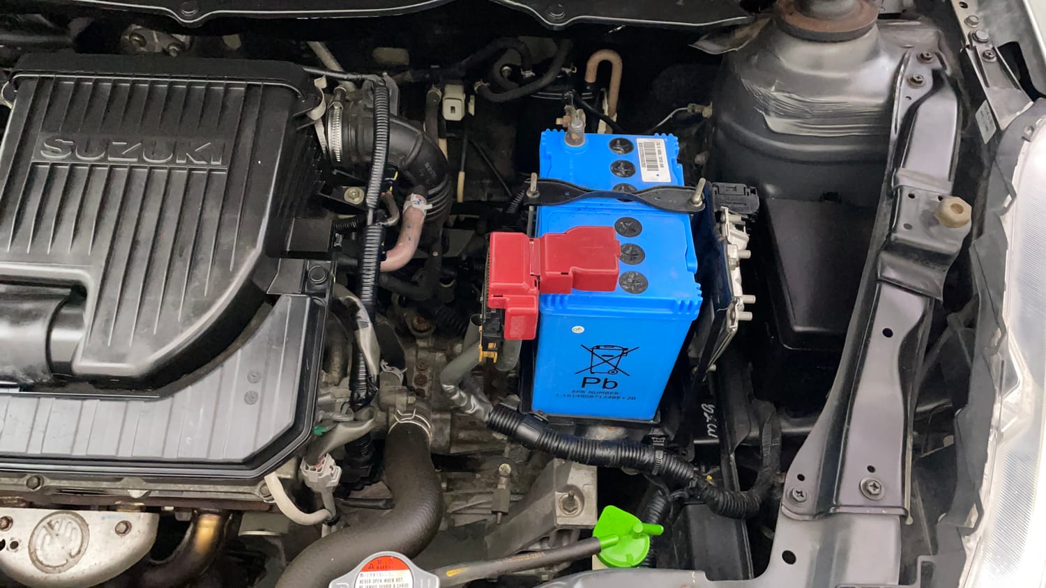 Used 2014 Maruti Suzuki Swift VXi Petrol Manual engine ENGINE LEFT SIDE VIEW