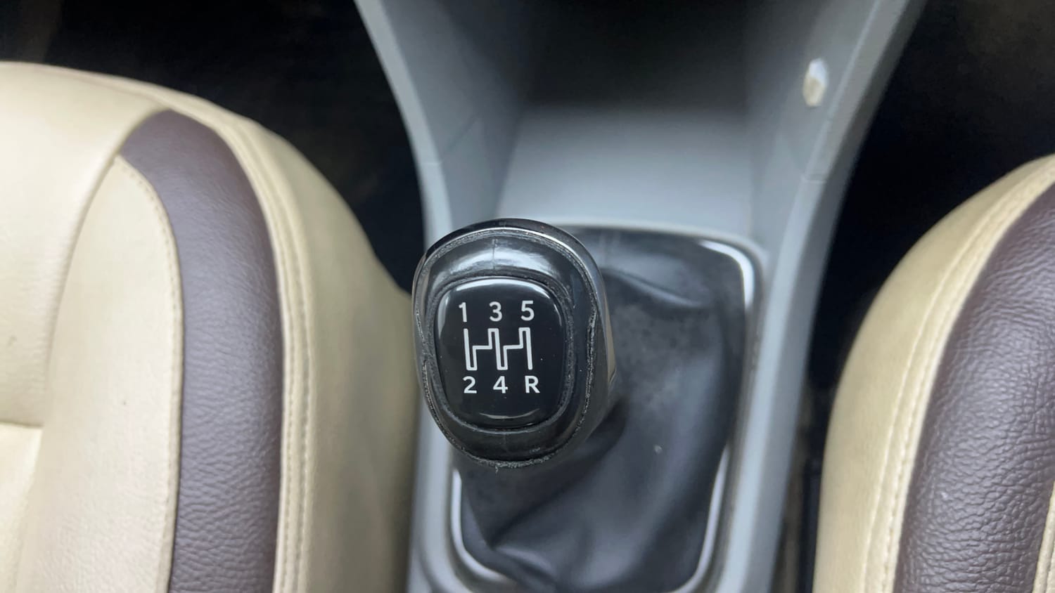 Used 2020 Tata Tigor XZ Plus Petrol Manual interior GEAR  KNOB VIEW