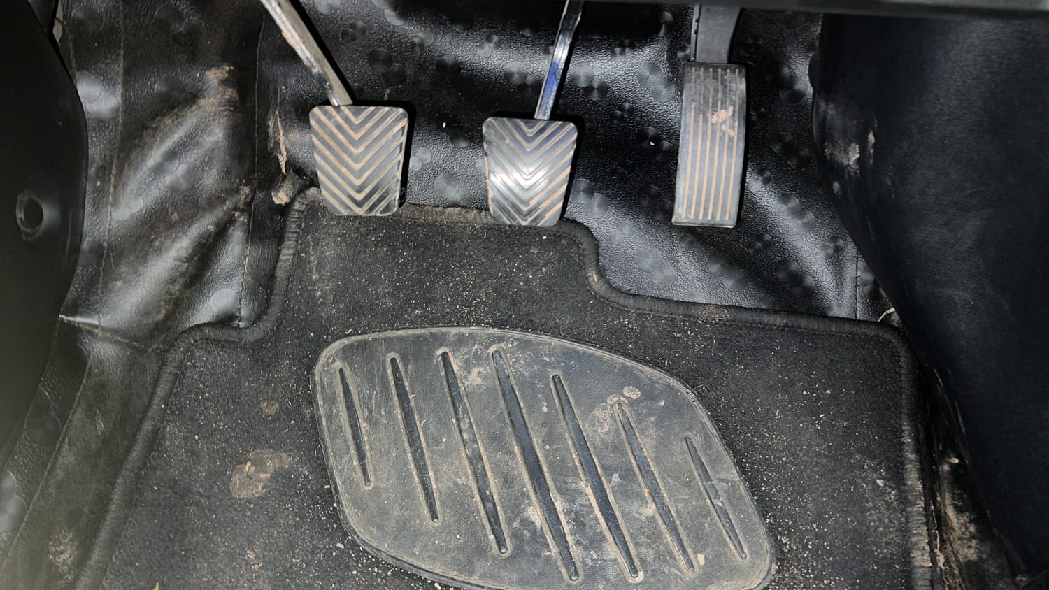 Used 2022 Hyundai New i20 Asta (O) 1.2 MT Petrol Manual interior PEDALS VIEW