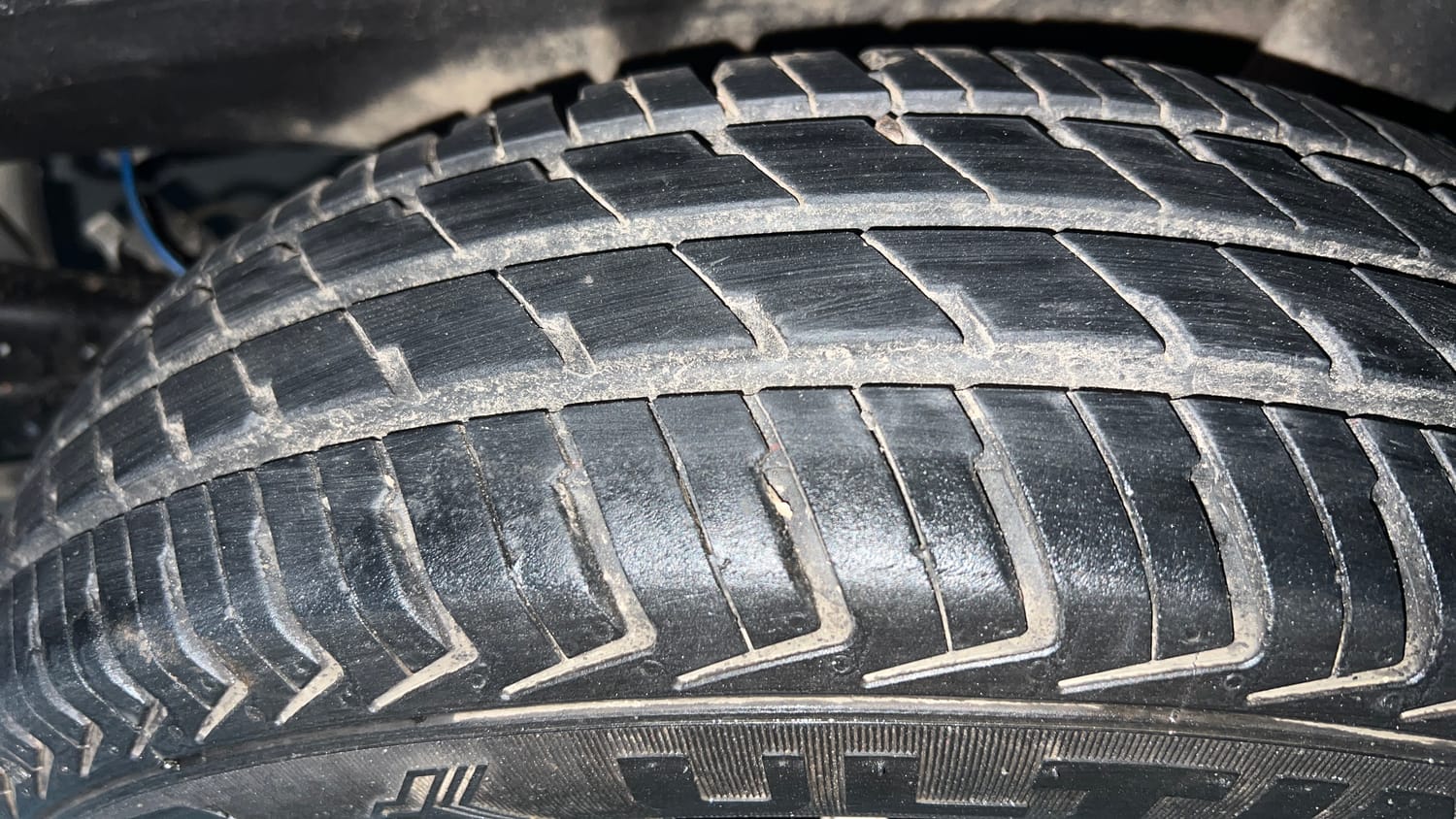 Used 2024 Maruti Suzuki Alto K10 VXi Plus AGS Petrol Automatic tyres LEFT REAR TYRE TREAD VIEW