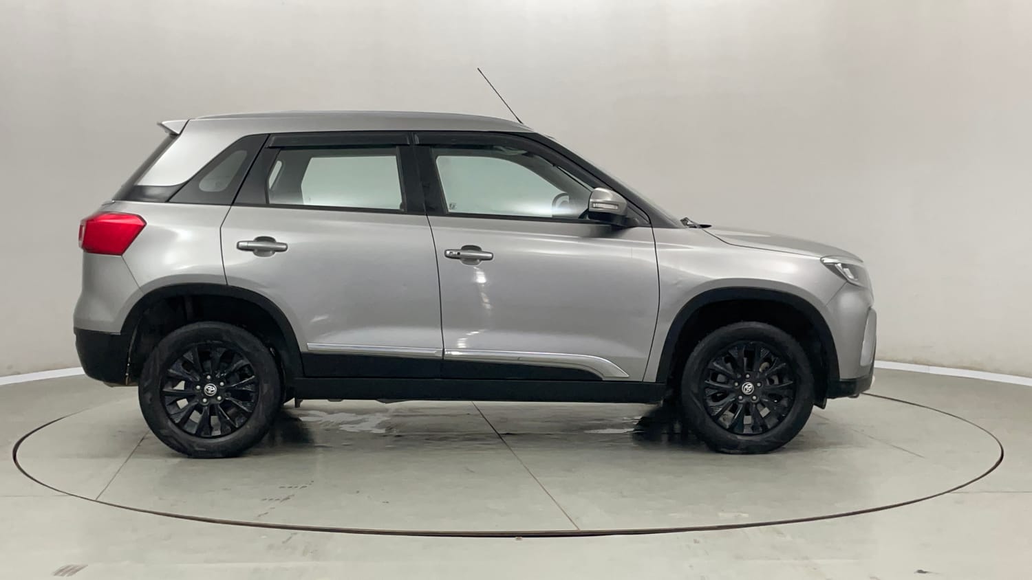 Used 2022 Toyota Urban Cruiser High Grade AT Petrol Automatic exterior RIGHT SIDE VIEW