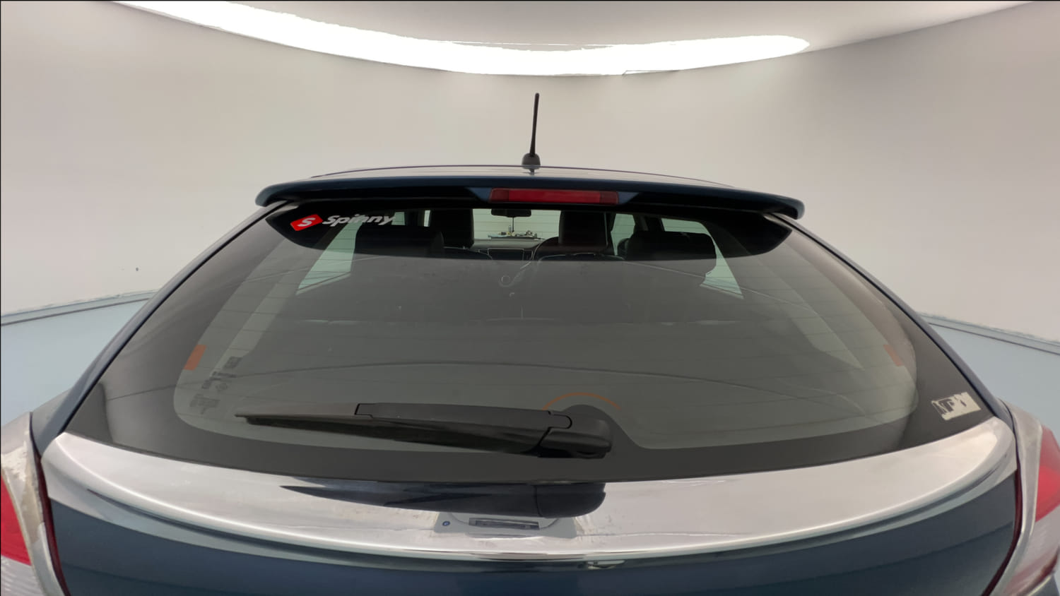 Used 2017 Maruti Suzuki Baleno Alpha 1.2 Petrol Manual exterior BACK WINDSHIELD VIEW