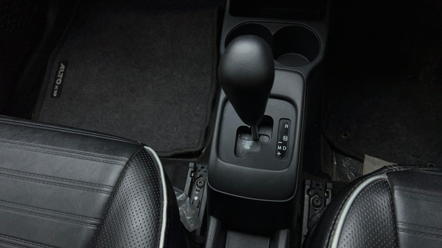 Used 2024 Maruti Suzuki Alto K10 VXi Plus AGS Petrol Automatic interior GEAR  KNOB VIEW