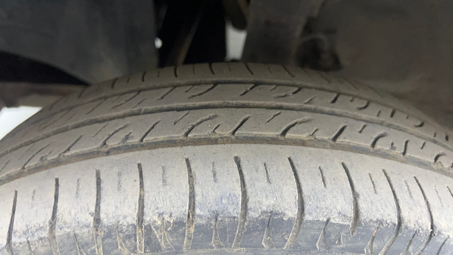 Used 2016 Tata Nano GenX XT Petrol Manual tyres LEFT FRONT TYRE TREAD VIEW