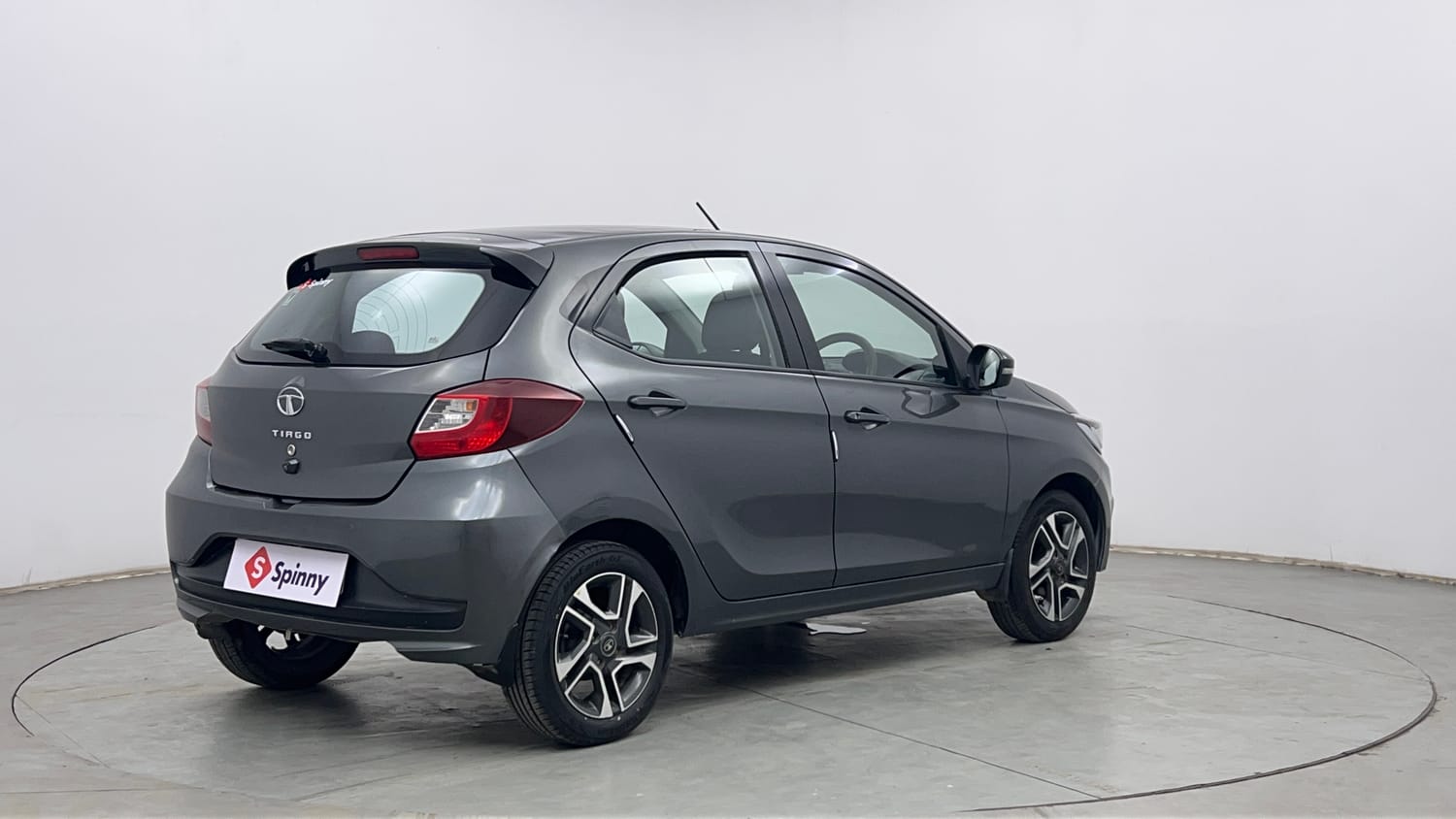 Used 2020 Tata Tiago XZ Plus Petrol Manual exterior RIGHT REAR CORNER VIEW