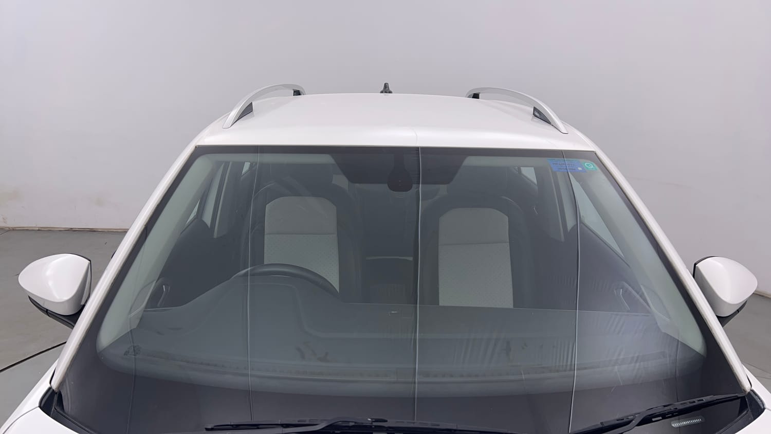 Used 2024 Volkswagen Taigun Highline 1.0 TSI MT Petrol Manual exterior FRONT WINDSHIELD VIEW