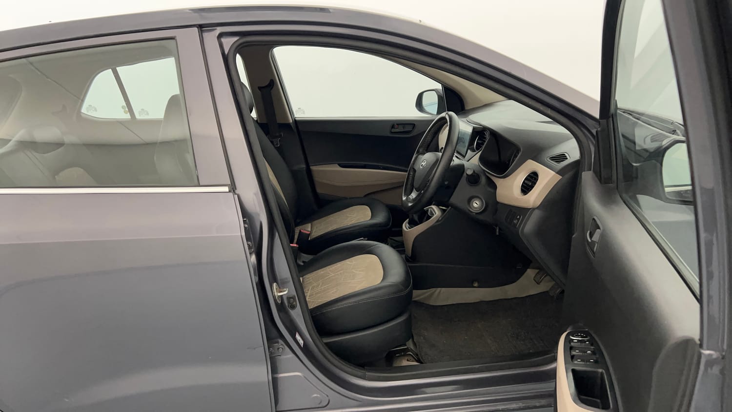 Used 2016 Hyundai Grand i10 Magna 1.2 Kappa VTVT Petrol Manual interior RIGHT SIDE FRONT DOOR CABIN VIEW