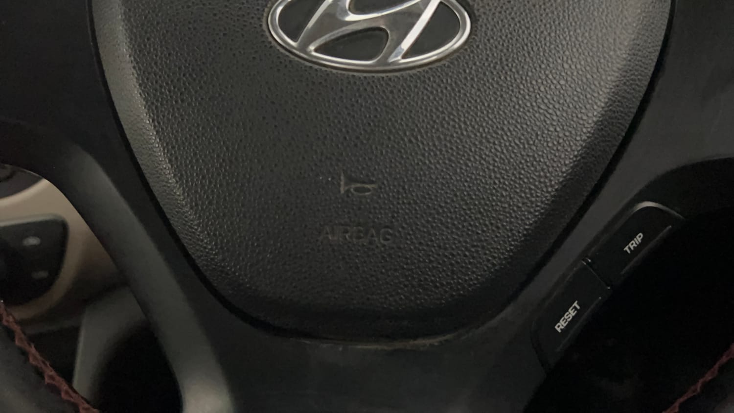 Used 2017 Hyundai Grand i10 Magna 1.2 Kappa VTVT Petrol Manual top_features Airbags