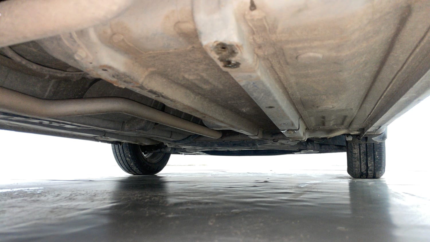 Used 2019 Hyundai Elite i20 Sportz Plus 1.2 Petrol Manual extra REAR RIGHT UNDERBODY VIEW